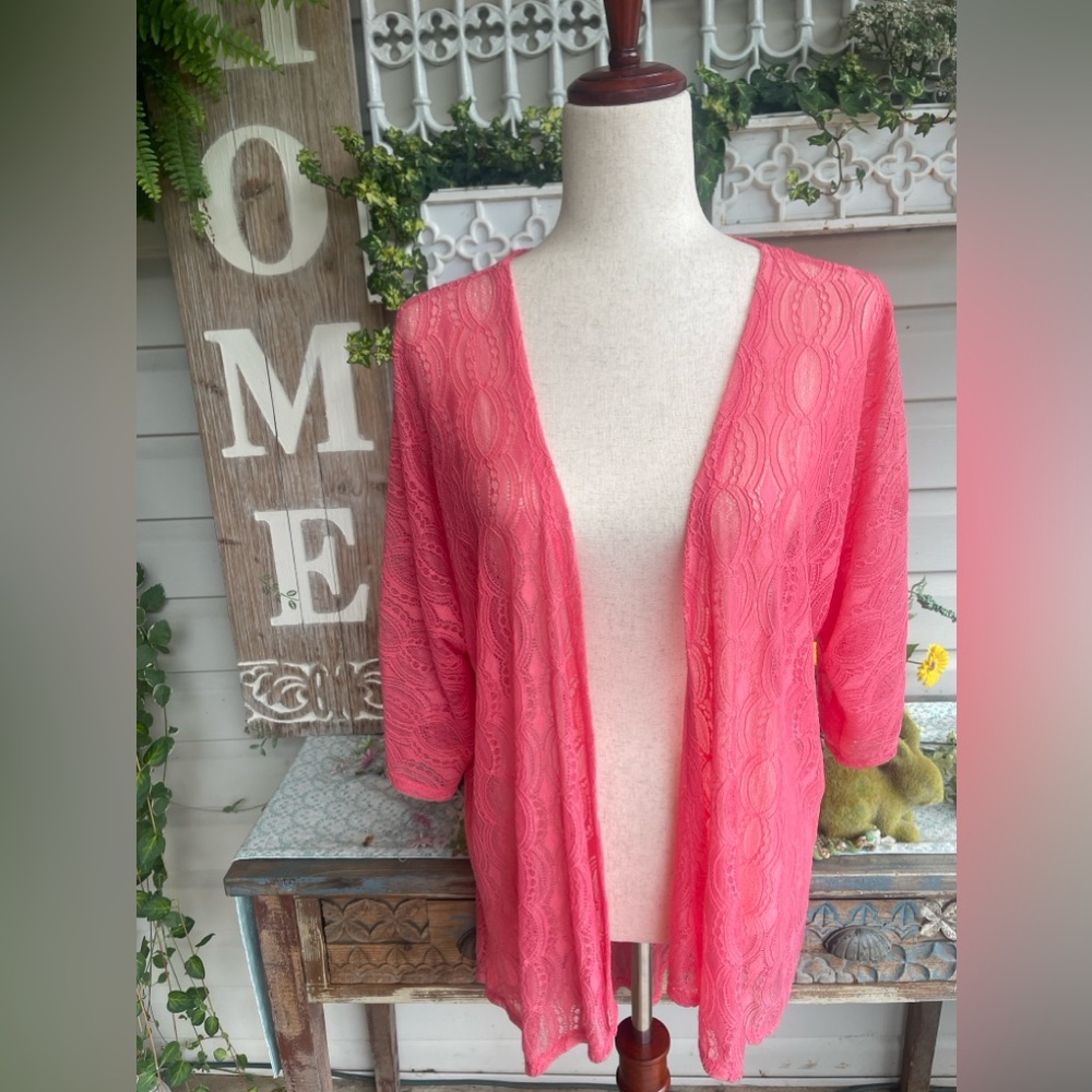 LuLaRoe Lindsay Kimono
